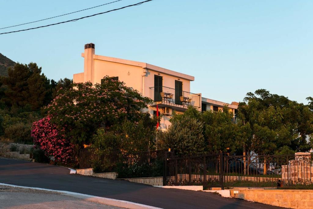Boutique Home Saltaragazza Petrovac 外观 照片